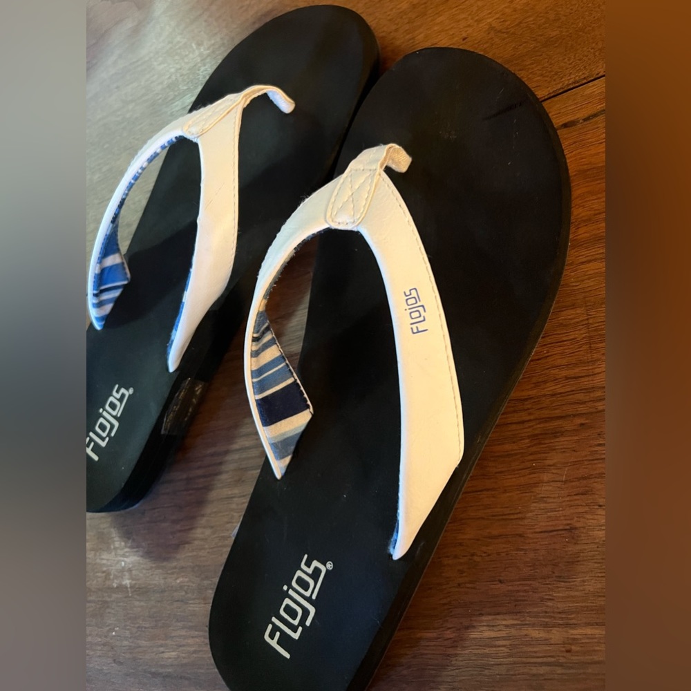 Flojos sandals, 8.5 / 9 size
